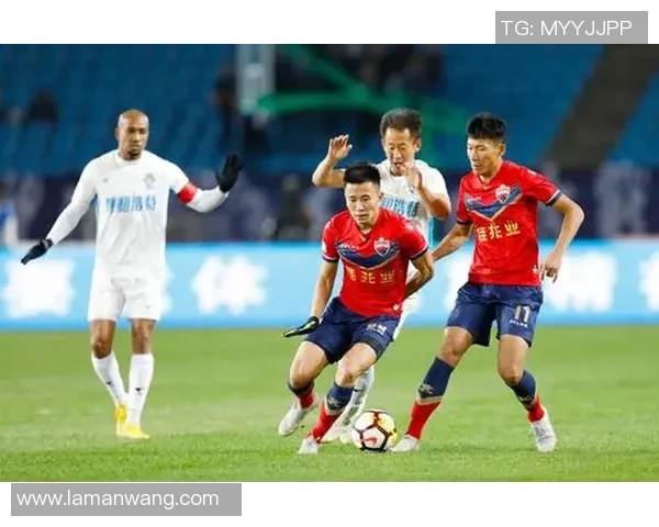 中甲第三轮激战陕西大秦之水迎战浙江绿城精彩对决引发球迷热议